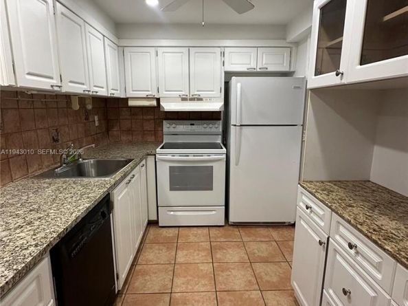 16901 NE 13th Ave 103, Miami FL 33162