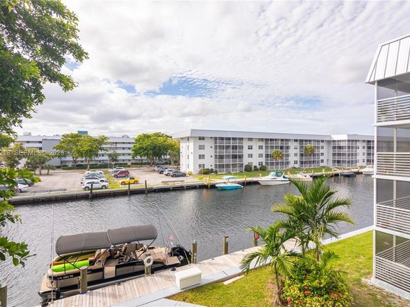 3600 NE 170th St 308, North Miami Beach FL 33160