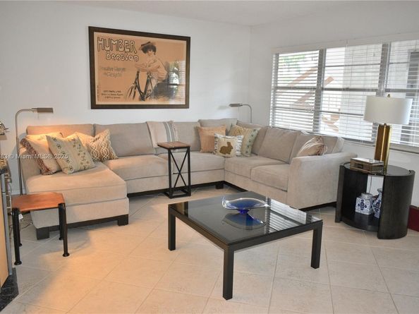 2011 Cornwall A, Boca Raton FL 33434