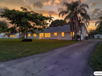 1728 NW 20th St