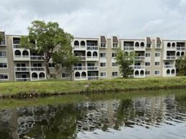 7815 Camino Real i417, Miami FL 33143