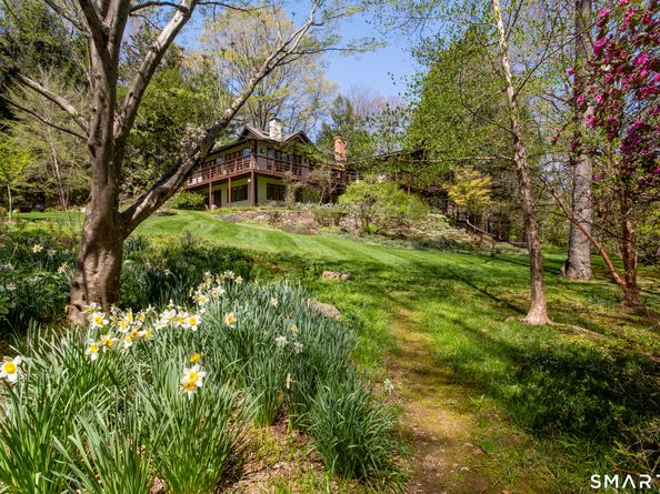 155 Labbance Lane, Fairfield CT 06824