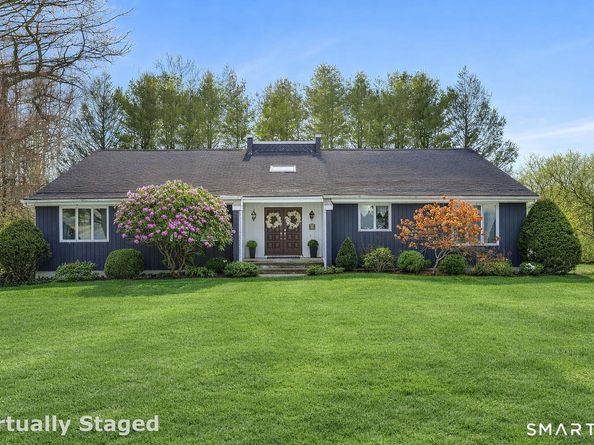 15 Glenarden Road, Trumbull CT 06611