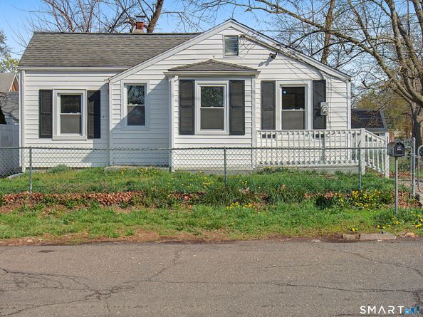 306 Saunders Avenue, Bridgeport CT 06606