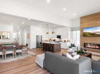 6 Holly Ridge Way Drive