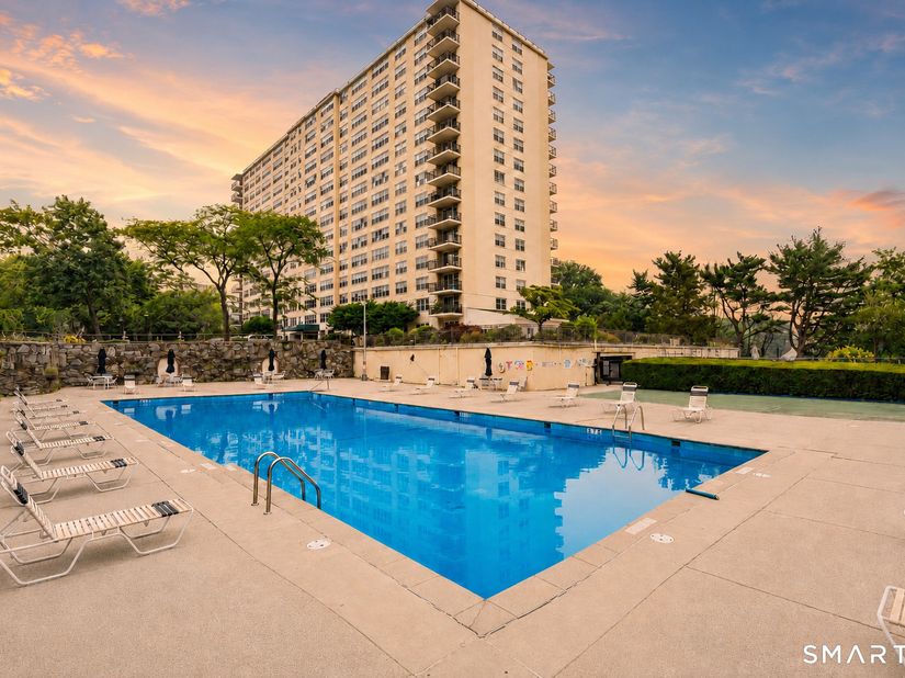 2625 Park Avenue 11F, Bridgeport CT 06604