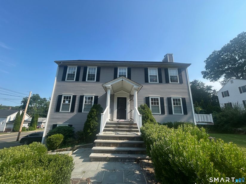 15 Tavern Rock Road, Stratford CT 06614
