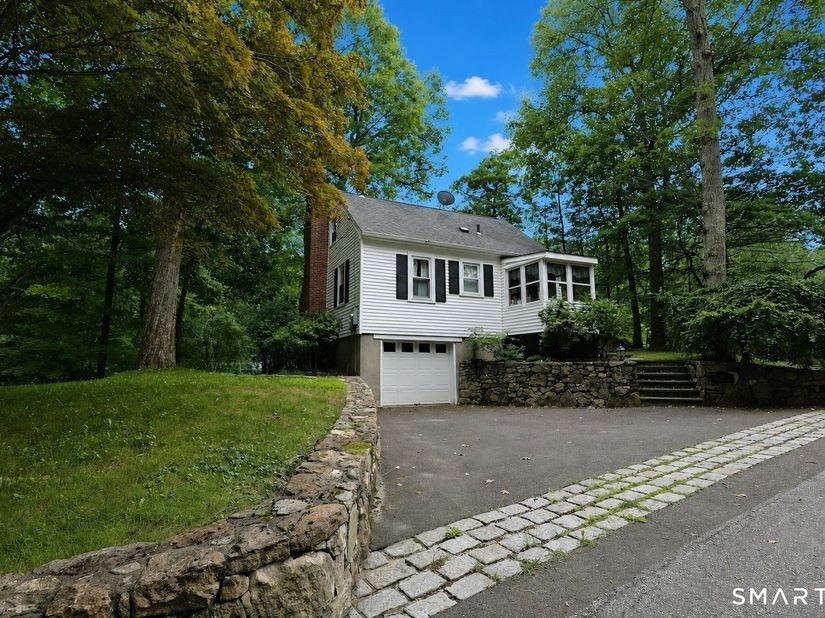19 Olmstead Road, Redding CT 06896