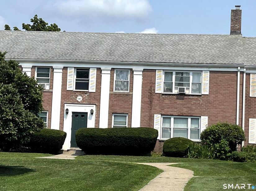 34 Standish Road 4, Stamford CT 06902