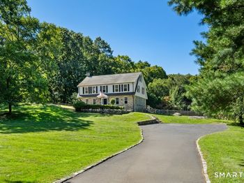 592 W Hill Road