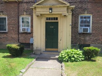 606 Wilmot Avenue