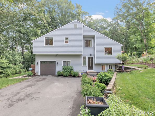 110 Bart Road, Monroe CT 06468