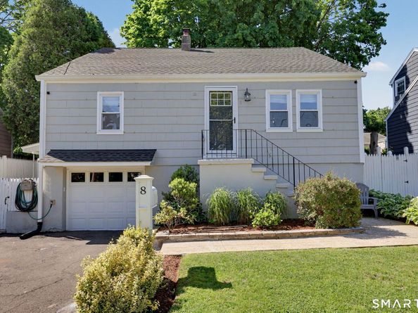 8 Wildmere Lane, Norwalk CT 06851