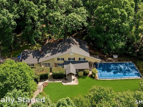 441 Cognewaugh Road, Greenwich CT 06807