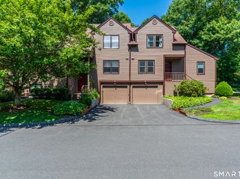 6 Rolling Ridge Road