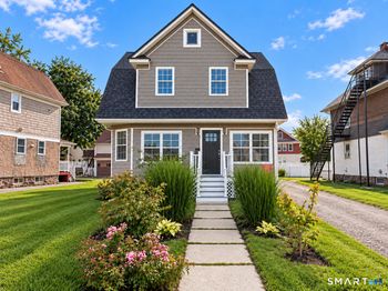 44 Locust Avenue