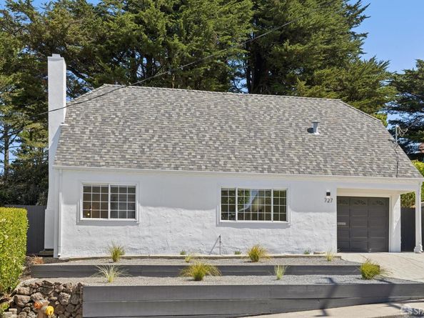 727 Lockhaven Drive, Pacifica CA 94044