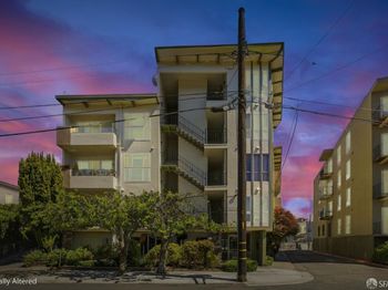 427 Lagunitas Avenue