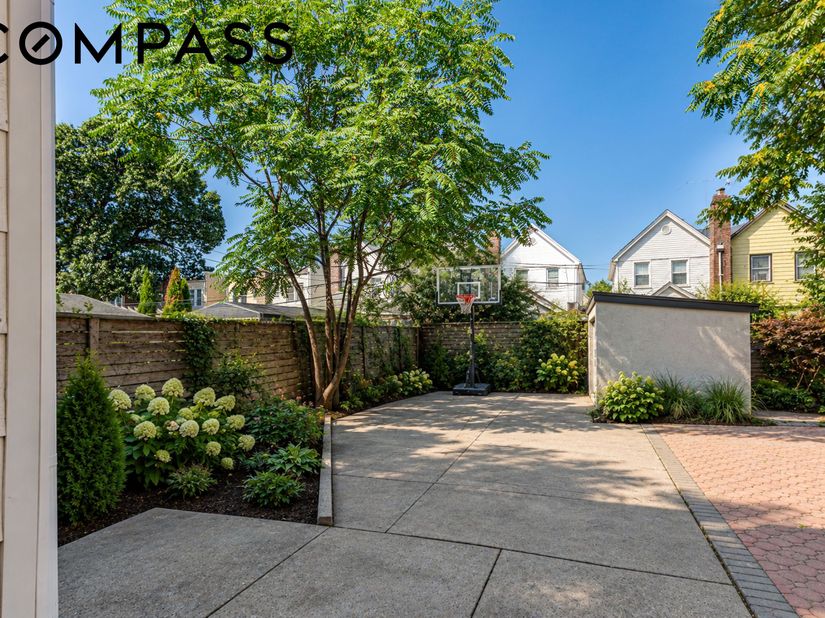 586 East 42nd Street, Brooklyn NY 11203