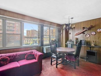 2932 West 5th Street