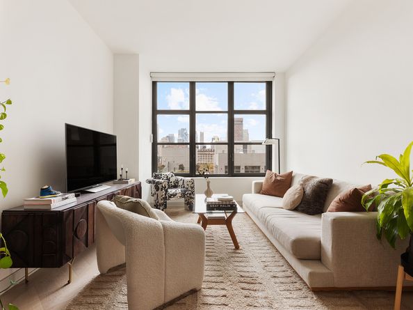 180 Front Street 9K, Brooklyn NY 11201