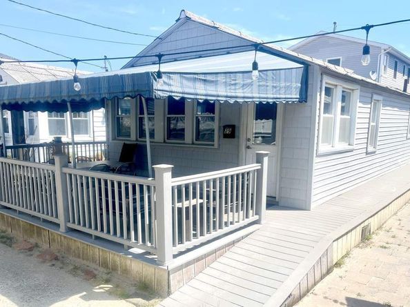 29 Irving Walk Bungalow, Queens NY 11697