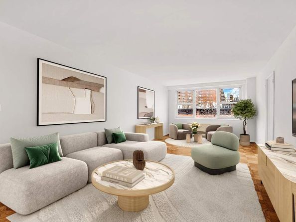 360 West 22nd Street 6L, New York NY 10011