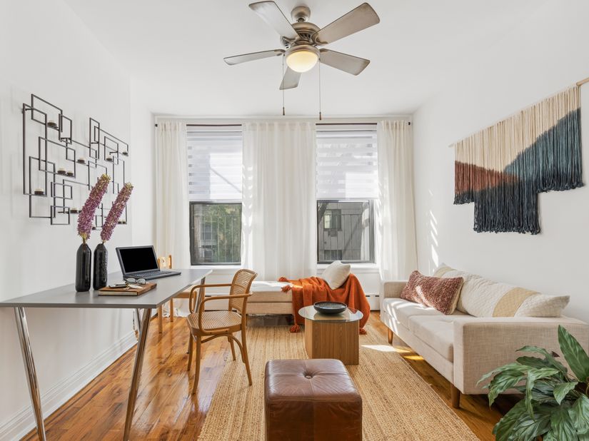 444 West 54th Street 8, New York NY 10019