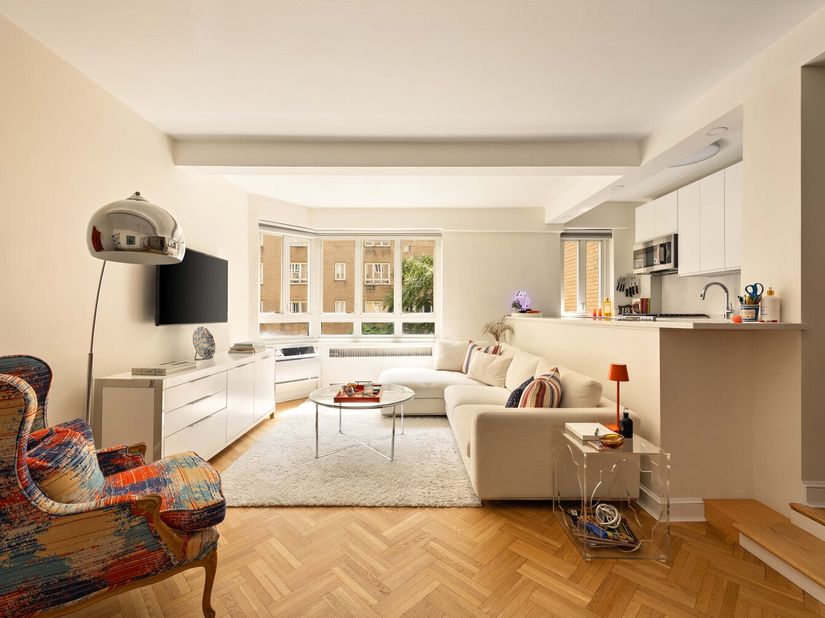333 West 57th Street 3H, New York NY 10019