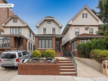 9221 Ridge Boulevard