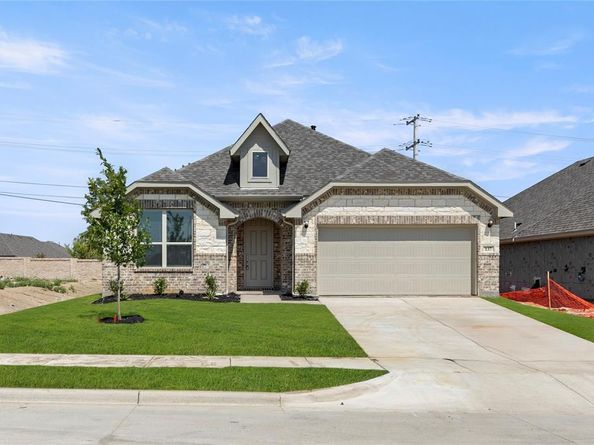 137  Whistling Duck  , Balch Springs Texas 75181