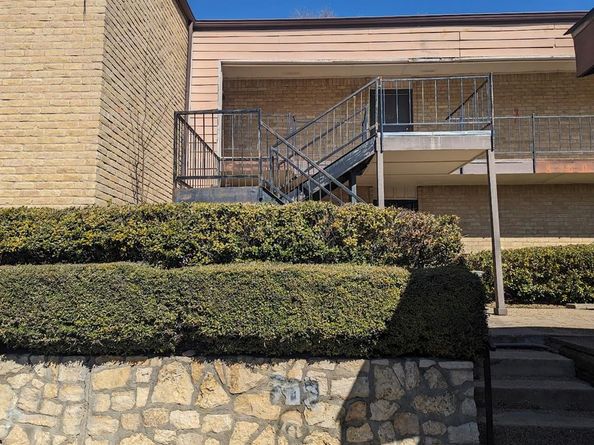 6004  Westridge Lane  704, Fort Worth Texas 76116