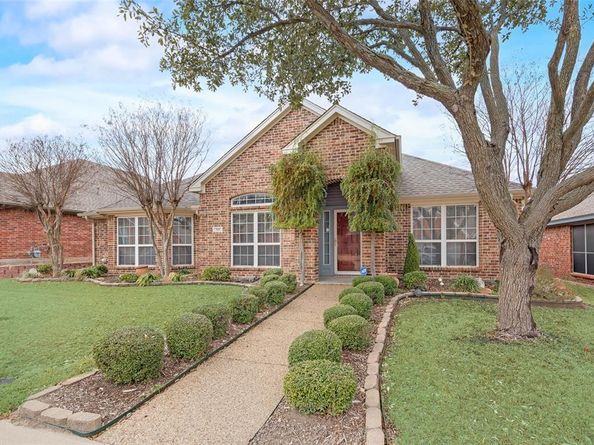 123  Crestpark Drive  36, Cedar Hill Texas 75104