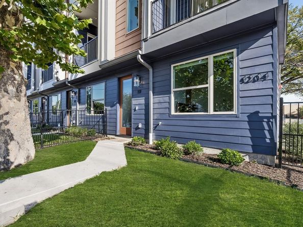 4204  San Jacinto Street  101, Dallas Texas 75204