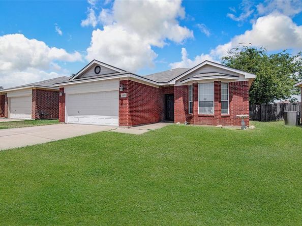 1029  Mckavett Drive , Fort Worth Texas 76140