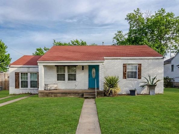 3212 S Llewellyn Avenue , Dallas Texas 75224