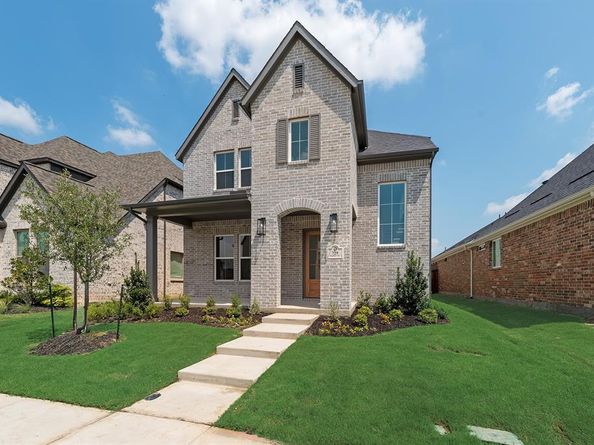 729  Isabel Street , Celina Texas 75009