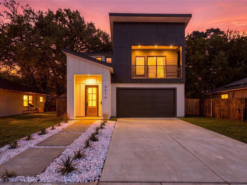 3914  Spence Street , Dallas Texas 75215