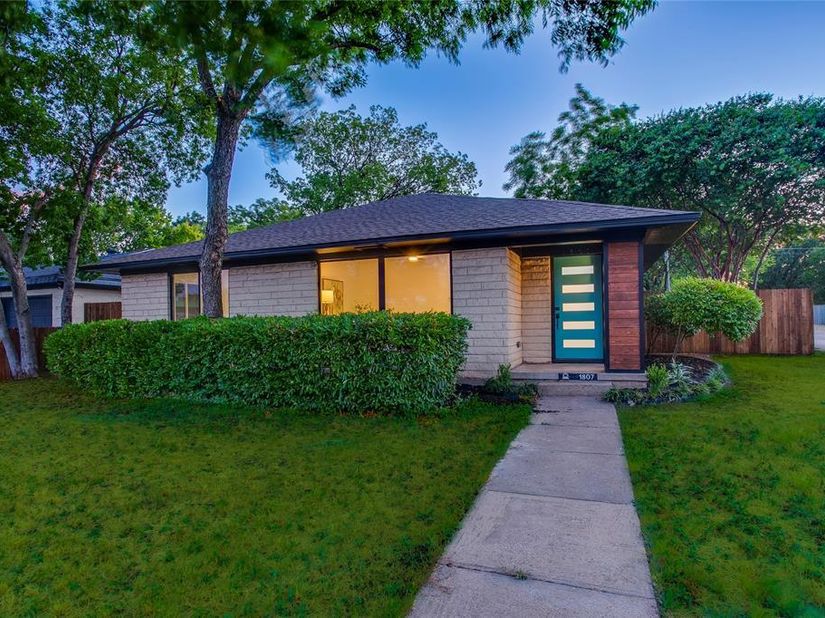 1807 S Vernon Avenue , Dallas Texas 75224