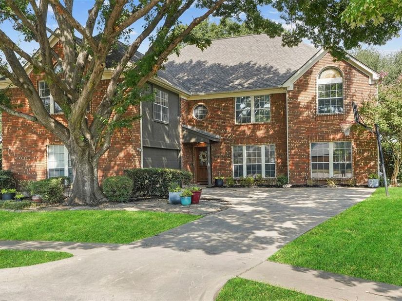 501  Palm Desert Drive , Garland Texas 75044