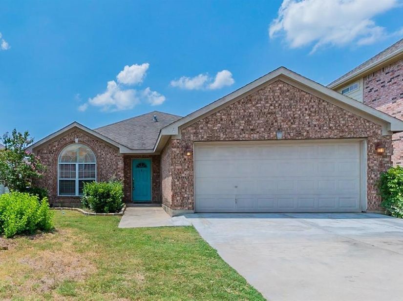 8741  Lariat Circle , Fort Worth Texas 76244
