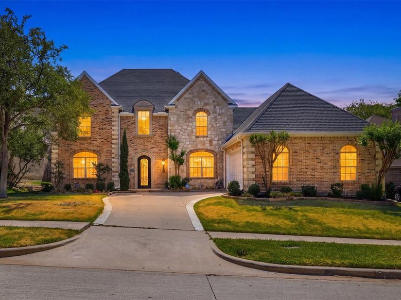 7506  Briarglen Court , Garland Texas 75044