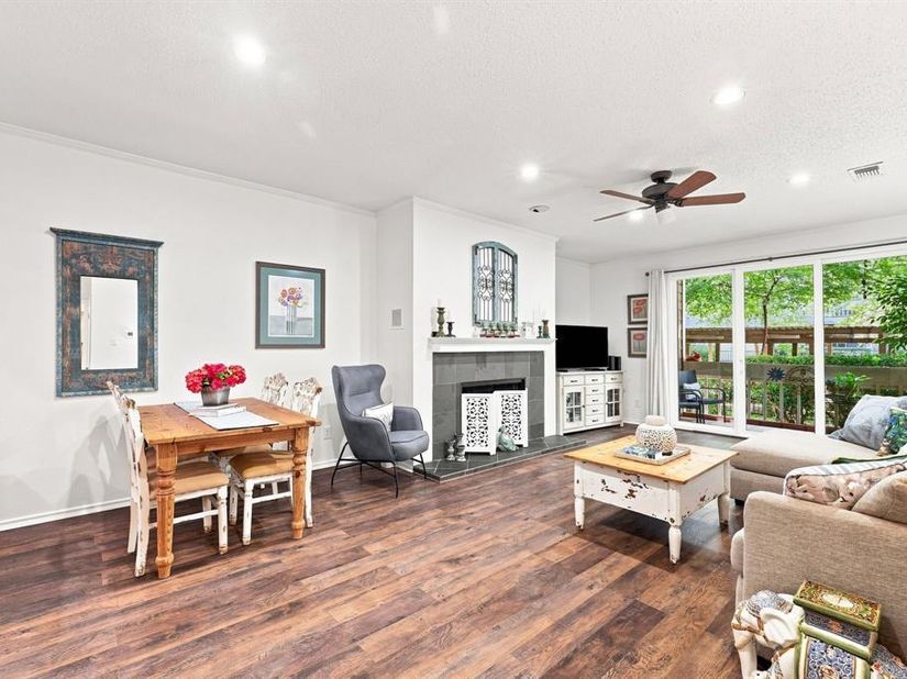 5310  Keller Springs Road  512, Dallas Texas 75248