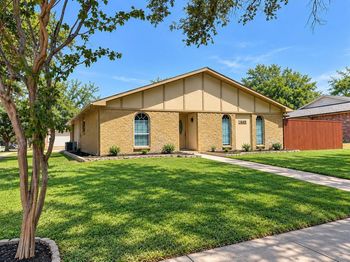 1449  Vanderbilt Drive 