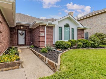 838  Oak Hollow Lane 