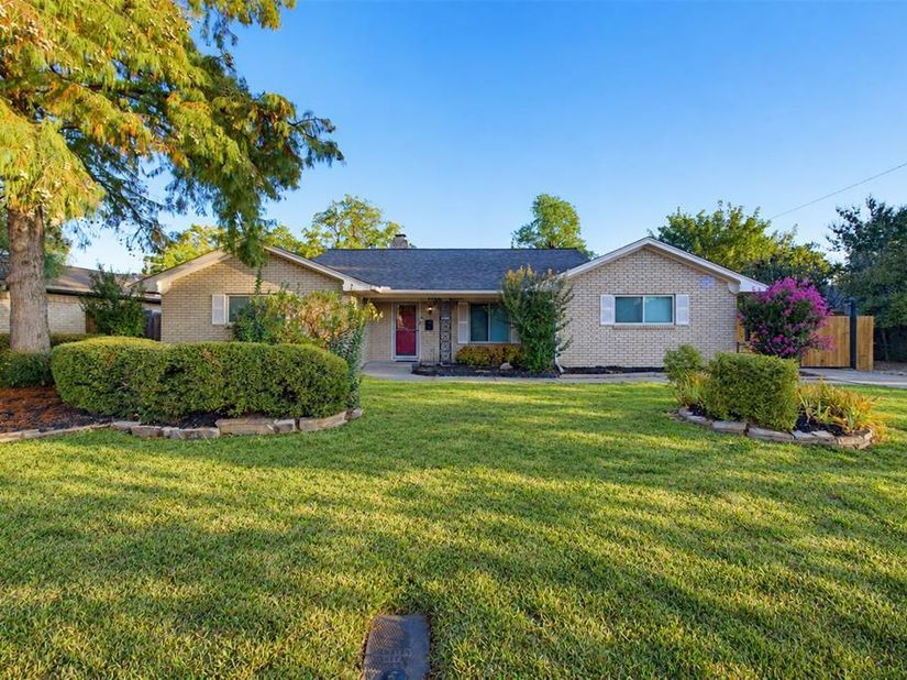 5005  Fall River Drive , Fort Worth Texas 76103