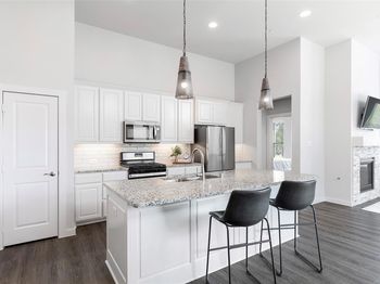 1657  Dewberry Lane 
