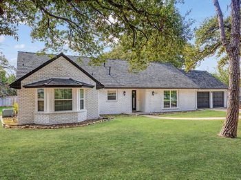3805  Kimberly Lane 