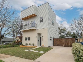 2323  Douglas Avenue 