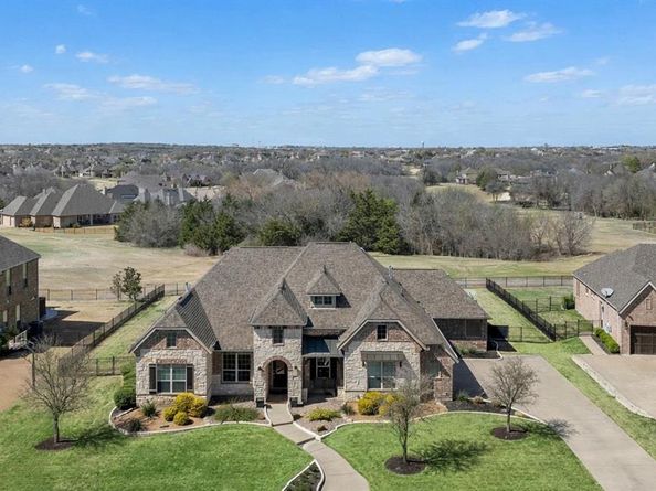 1904  Kings Pass , Heath Texas 75032